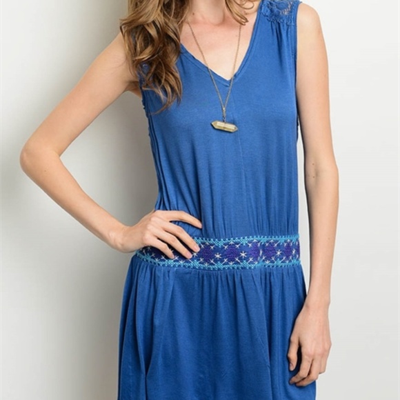 Tops - Blue Drop Waist Tunic Top with Floral Lace Detail.